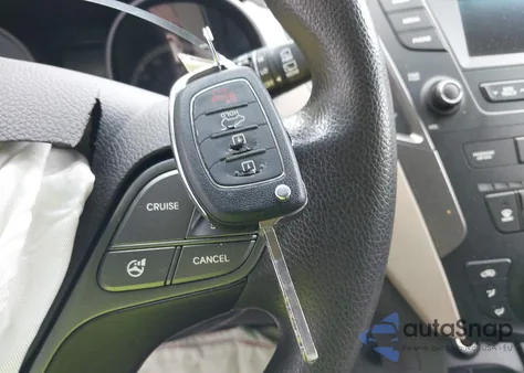 2016 Hyundai Santa Fe Sport 2.4L from USA, damaged, VIN 5XYZU3LB3GG377999